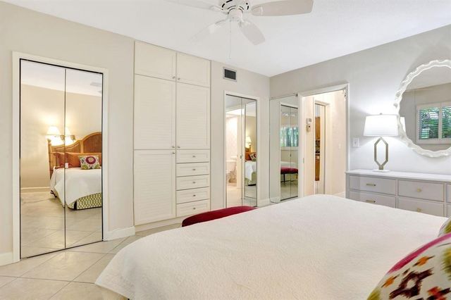 3215 SE 10th Street 102, Pompano Beach, FL 33062