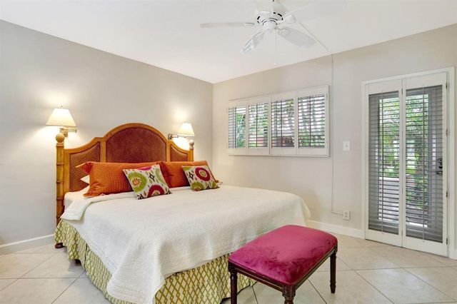 3215 SE 10th Street 102, Pompano Beach, FL 33062