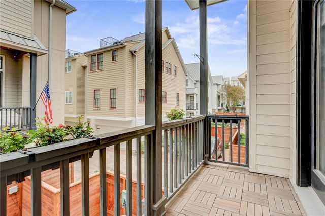 3225 Maxroy Street, Houston, TX 77008