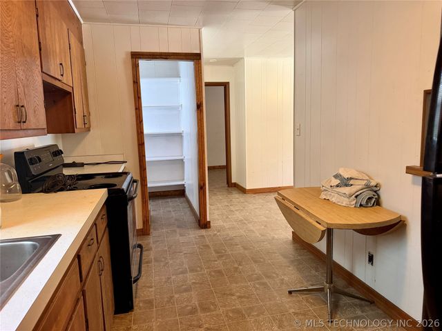 114142 S 4190 Road, Eufaula, OK 74432