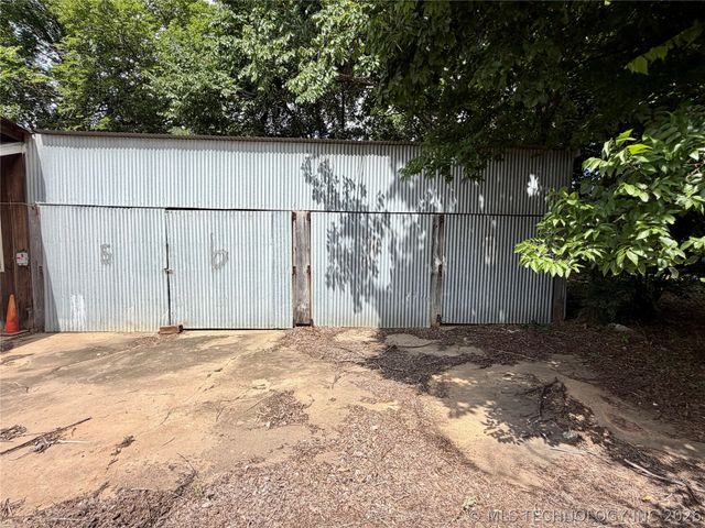 114142 S 4190 Road, Eufaula, OK 74432