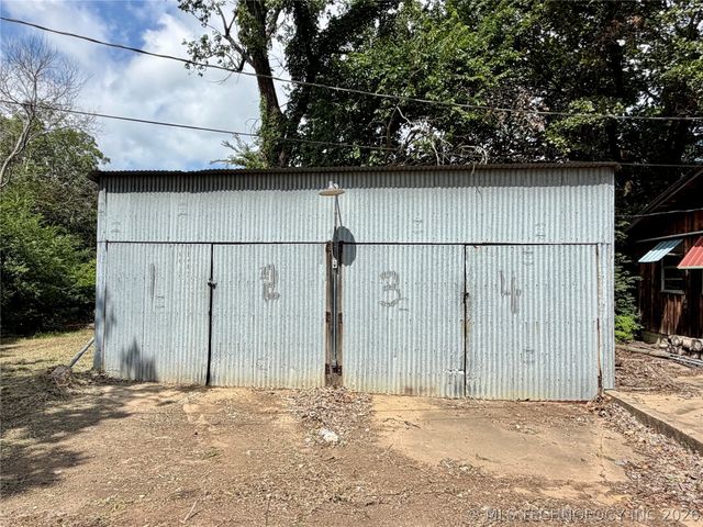 114142 S 4190 Road, Eufaula, OK 74432
