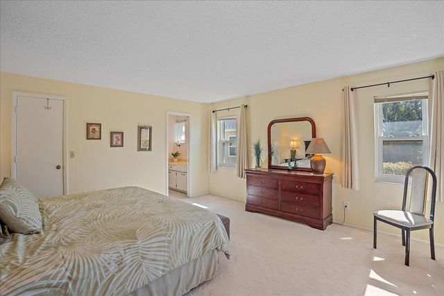 6948 W COUNTRY CLUB DRIVE N V-81, Sarasota, FL 34243