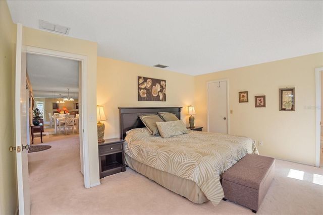 6948 W COUNTRY CLUB DRIVE N V-81, Sarasota, FL 34243