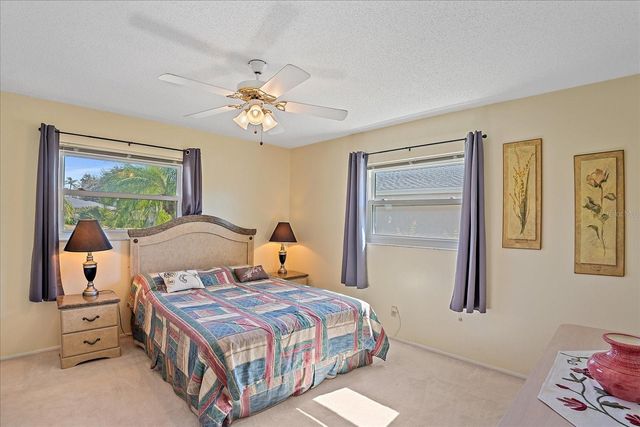 6948 W COUNTRY CLUB DRIVE N V-81, Sarasota, FL 34243