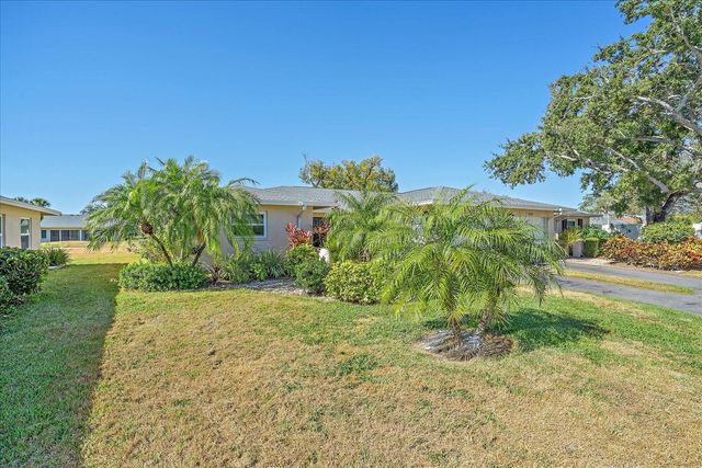 6948 W COUNTRY CLUB DRIVE N V-81, Sarasota, FL 34243