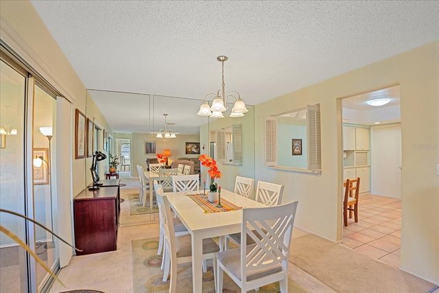 6948 W COUNTRY CLUB DRIVE N V-81, Sarasota, FL 34243