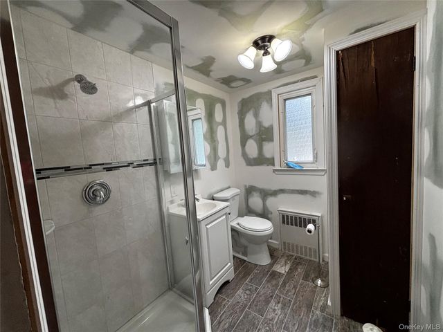 105 Rutledge Road, North Babylon, NY 11703