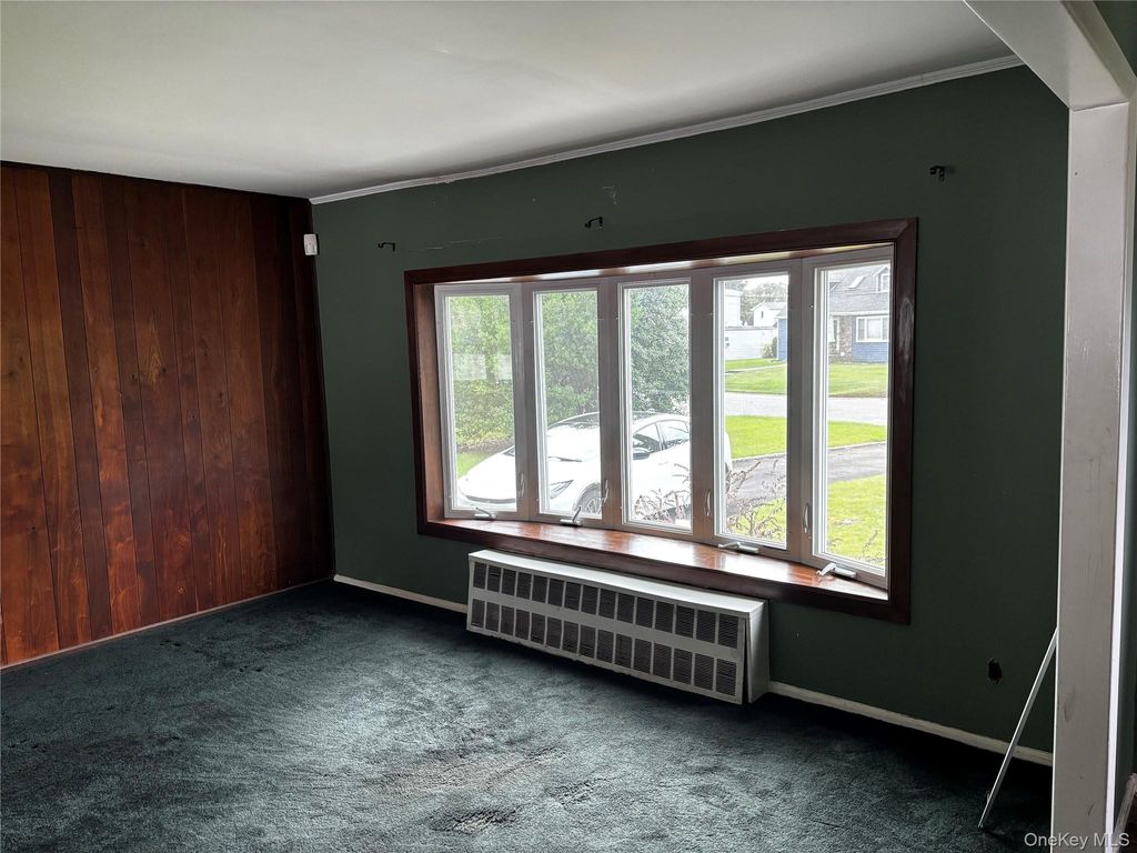 105 Rutledge Road, North Babylon, NY 11703 — photo 5