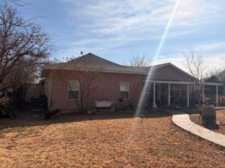 613 S Gorst Street, Clarendon, TX 79226