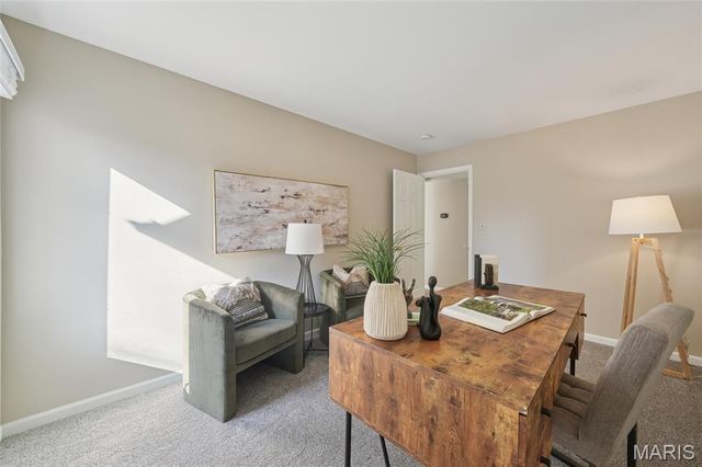 4454 Lindell Boulevard 32, St Louis, MO 63108