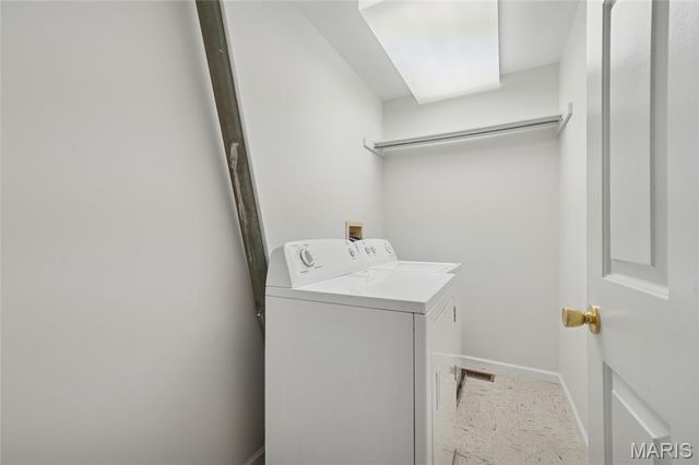 4454 Lindell Boulevard 32, St Louis, MO 63108