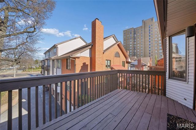 4454 Lindell Boulevard 32, St Louis, MO 63108
