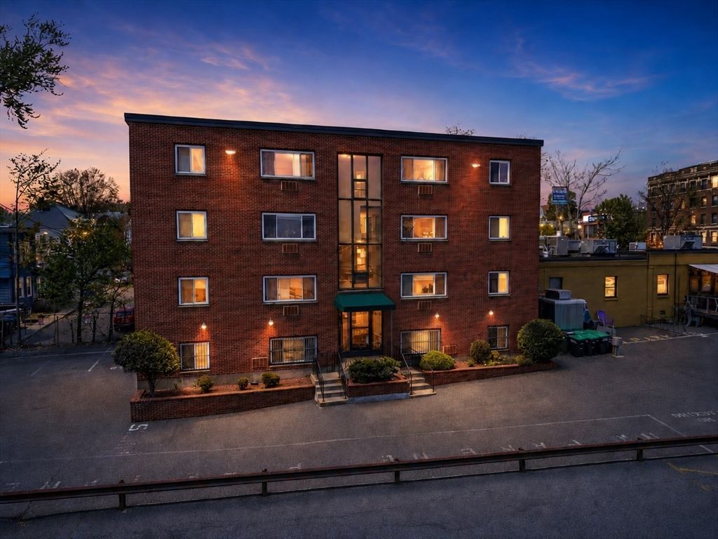 326 Broadway 6, Somerville, MA 02145