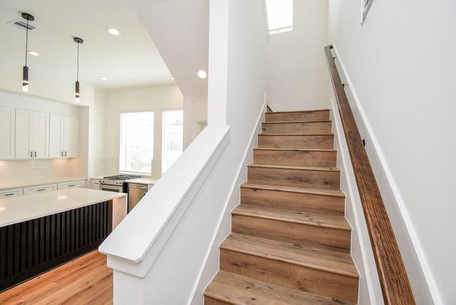 5613 Val Verde Street B, Houston, TX 77057