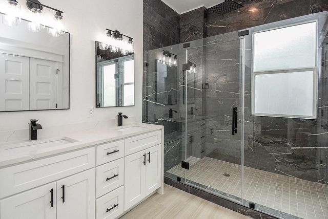 5613 Val Verde Street B, Houston, TX 77057