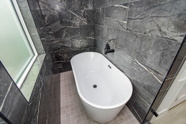 5613 Val Verde Street B, Houston, TX 77057