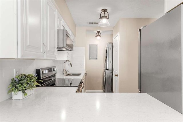 510 E Ponce De Leon Avenue J, Decatur, GA 30030