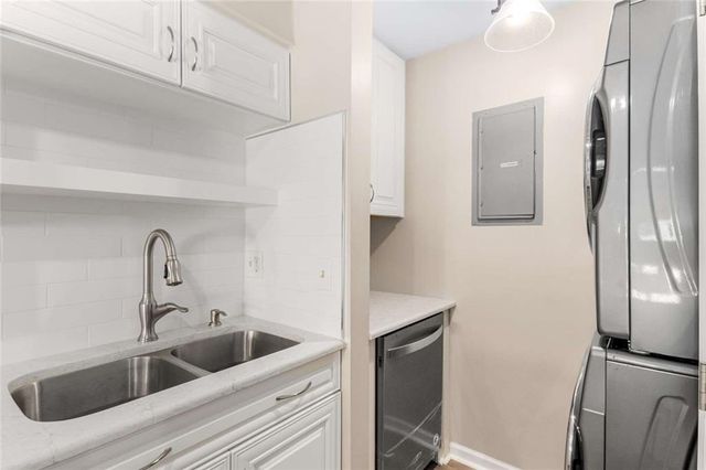 510 E Ponce De Leon Avenue J, Decatur, GA 30030