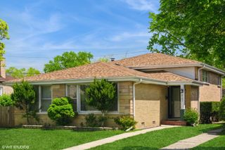 8231 Harding Avenue, Skokie, IL 60076