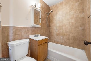 46 BURNS ST NE, Washington, DC 20019