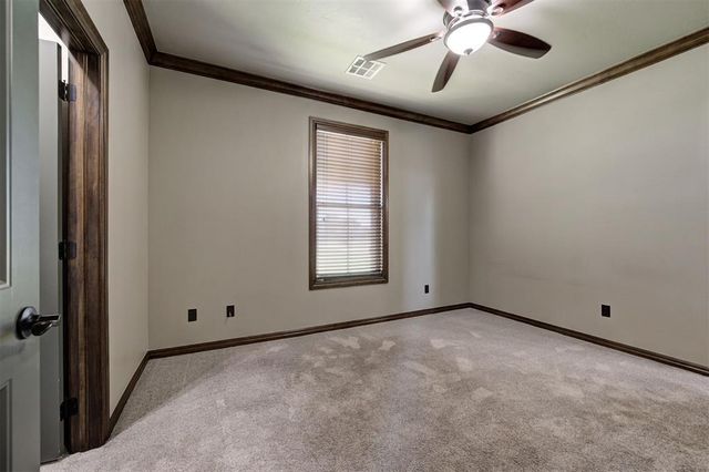 12448 SW 110th Street, Mustang, OK 73064