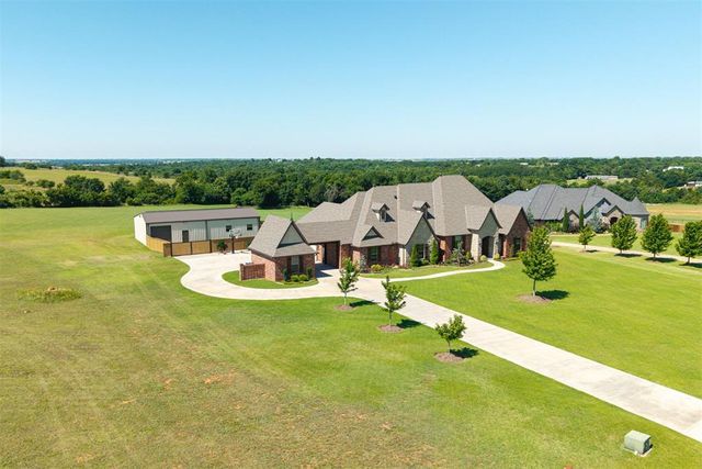 12448 SW 110th Street, Mustang, OK 73064
