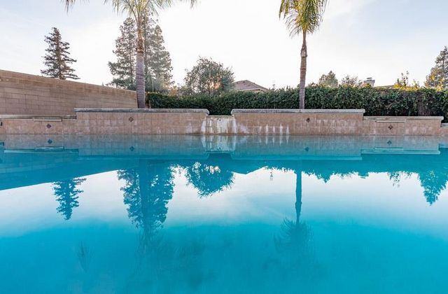 2757 E Jon Drive, Fresno, CA 93720