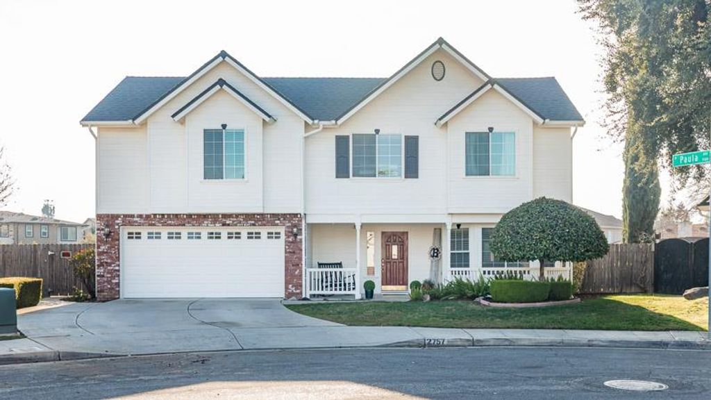 2757 E Jon Drive, Fresno, CA 93720