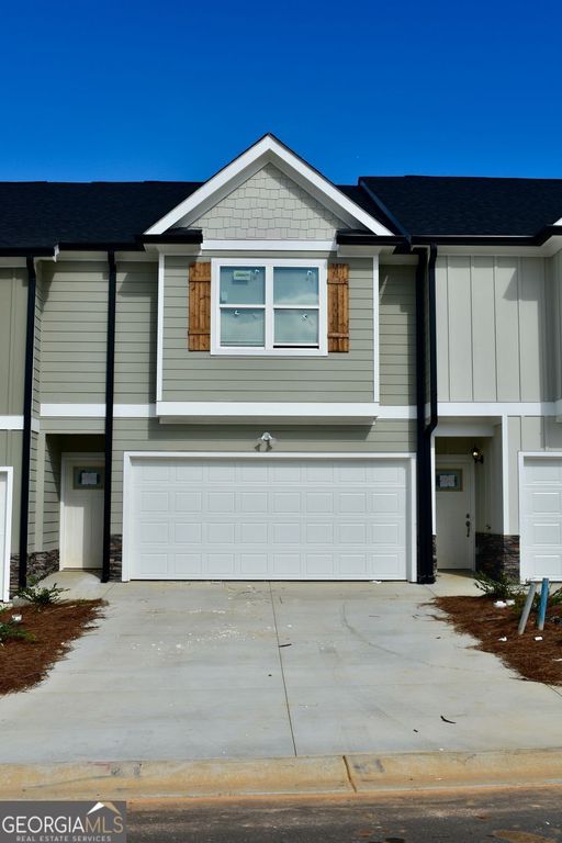 6370 Pine Ridge Point, Lula, GA 30554