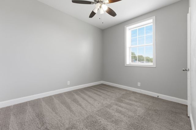 2885 Teakwood Dr, Clarksville, TN 37040