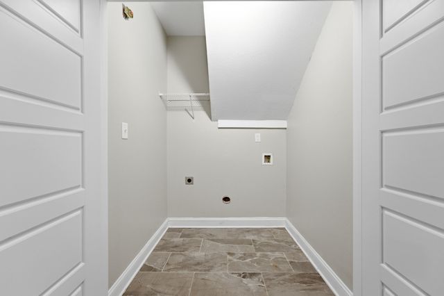 2885 Teakwood Dr, Clarksville, TN 37040