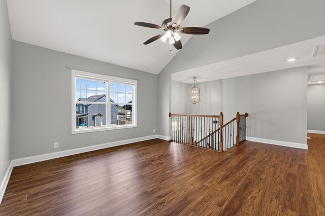 2885 Teakwood Dr, Clarksville, TN 37040