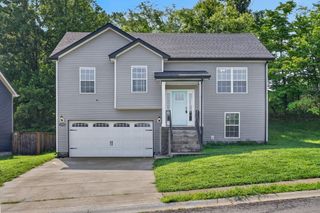 2885 Teakwood Dr, Clarksville, TN 37040