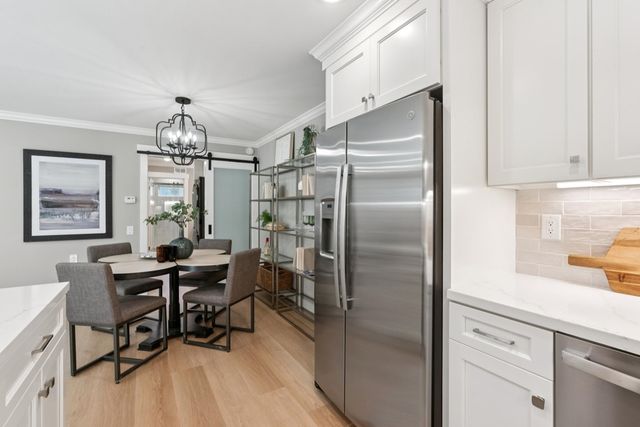 2133 Tice Creek 4, Walnut Creek, CA 94595