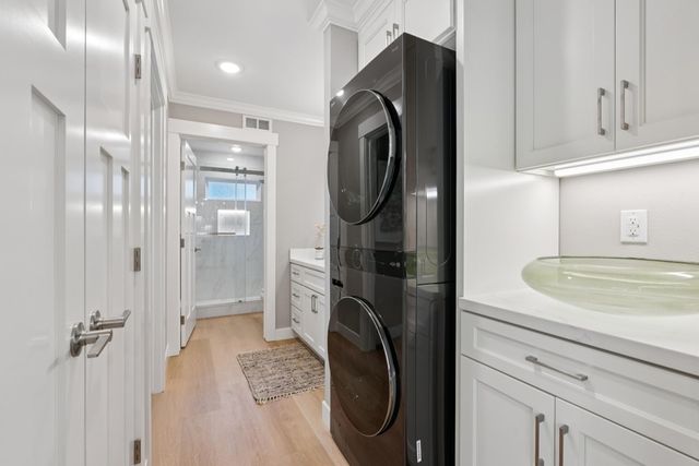 2133 Tice Creek 4, Walnut Creek, CA 94595