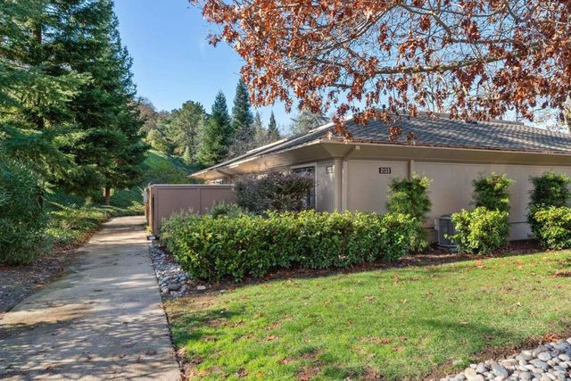 2133 Tice Creek 4, Walnut Creek, CA 94595