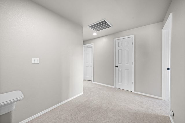 2021 SW 37th Street, Redmond, OR 97756