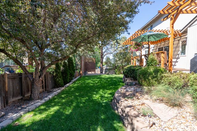 2021 SW 37th Street, Redmond, OR 97756