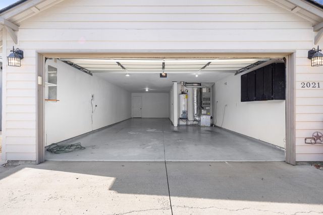 2021 SW 37th Street, Redmond, OR 97756