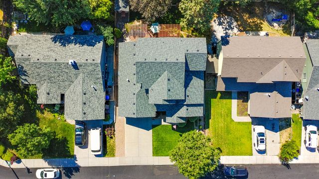 2021 SW 37th Street, Redmond, OR 97756