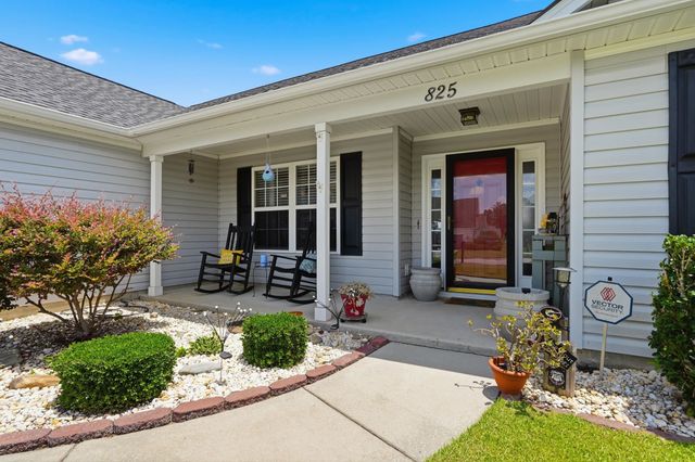 825 Golden Eagle Dr., Conway, SC 29527