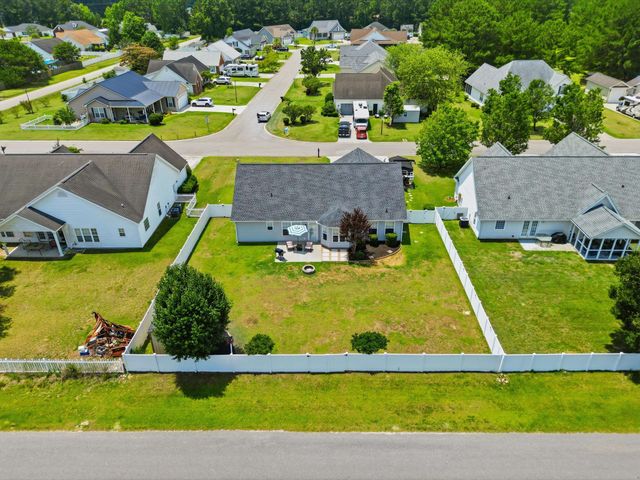 825 Golden Eagle Dr., Conway, SC 29527