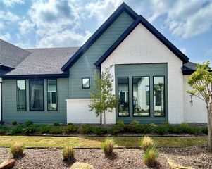 3141 Winter Rose Way RR # 63, Arlington, TX 76005