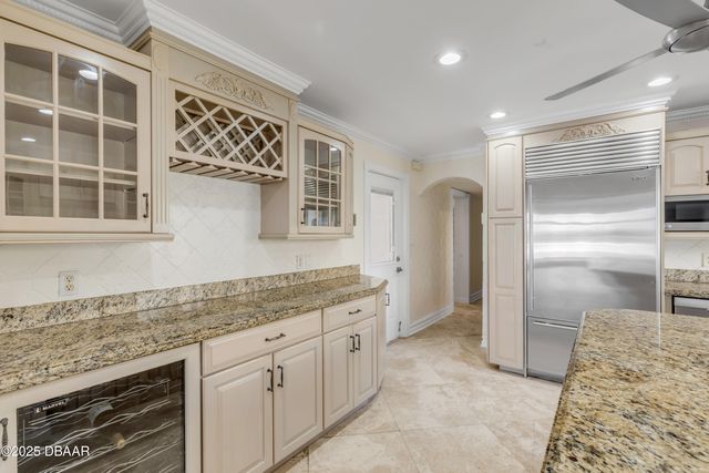 2117 Ocean Drive, New Smyrna Beach, FL 32169