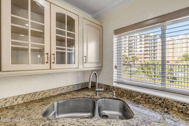 2117 Ocean Drive, New Smyrna Beach, FL 32169