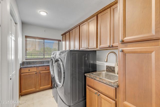 2117 Ocean Drive, New Smyrna Beach, FL 32169