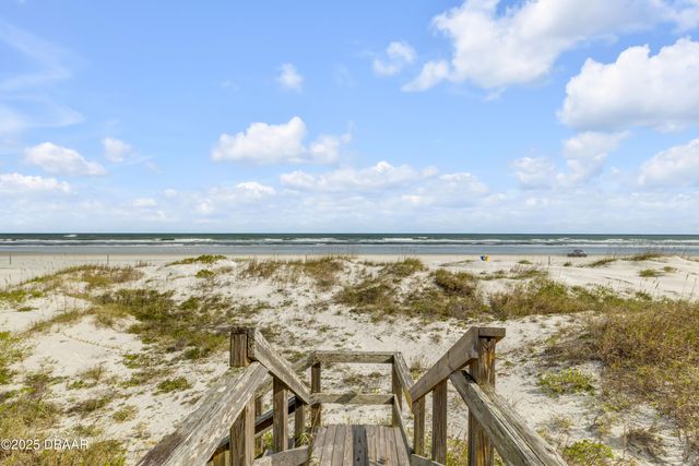 2117 Ocean Drive, New Smyrna Beach, FL 32169