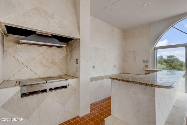 2117 Ocean Drive, New Smyrna Beach, FL 32169