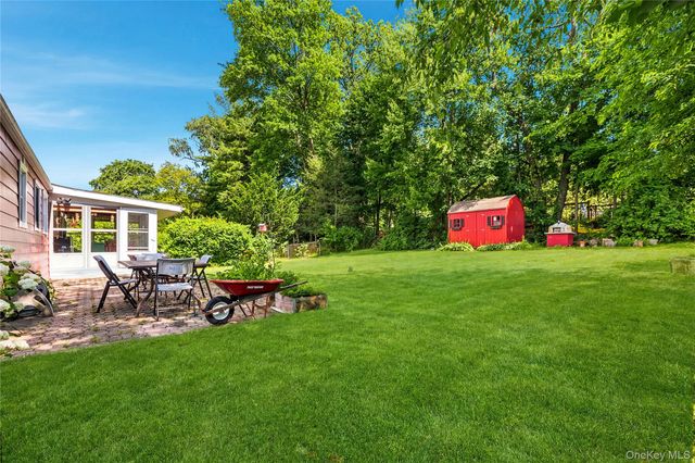 9 Cross Lane, Cortlandt Manor, NY 10567